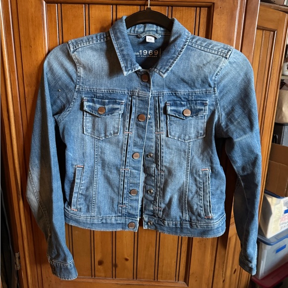 GAP Blue Denim Jean Jacket - Picture 2 of 4